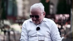 Oamenii fac donații pentru Irinel Columbeanu! Fostul milionar nu își permite să stea la azil: „Are o pensie mică”